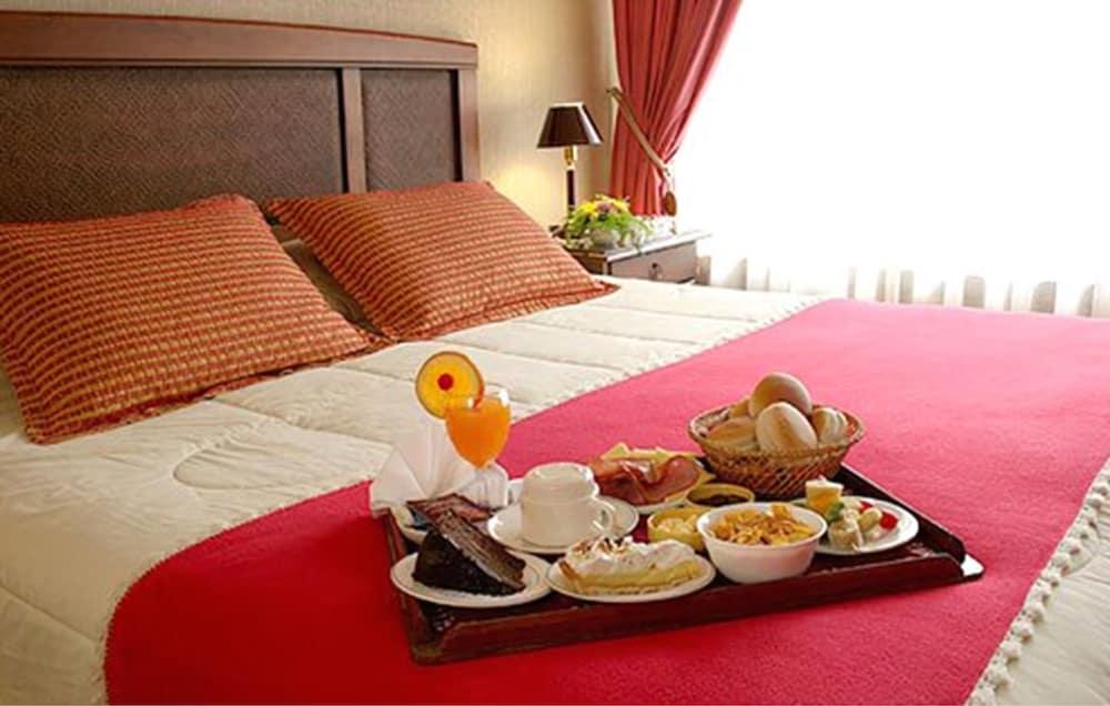 Hotel Melillanca Valdivia Buitenkant foto